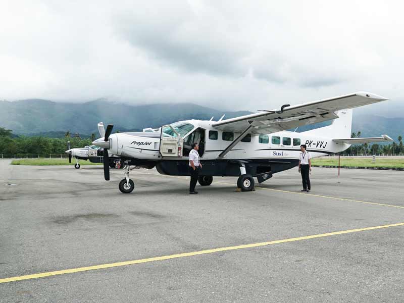 Susi air flight to Ketambe