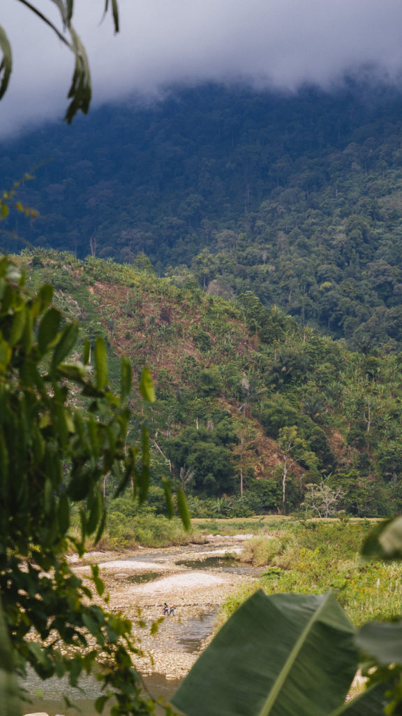 Women fishing in Ketambe during dry season
